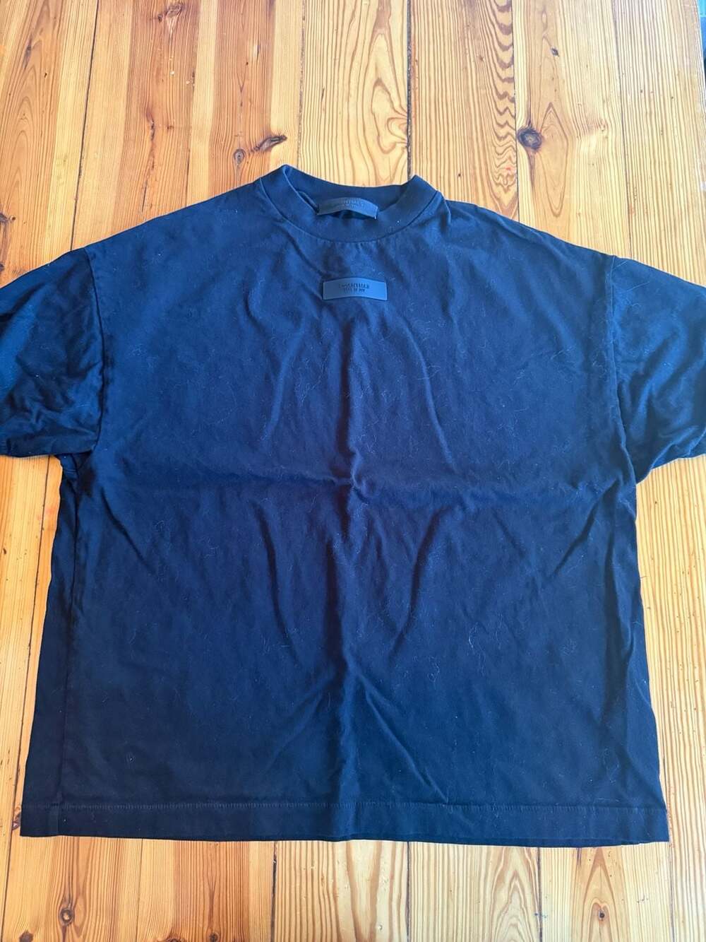 Fear of God Essentials T-Shirt Black Rubber Logo